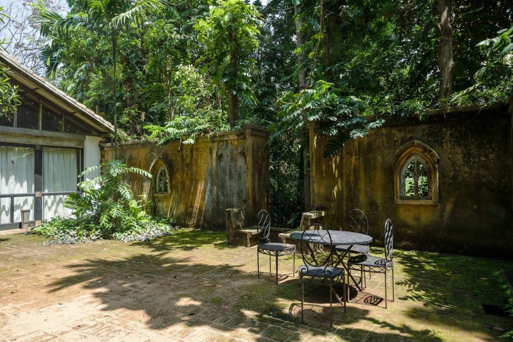 Geoffrey Bawa's Iconic Estate landscape