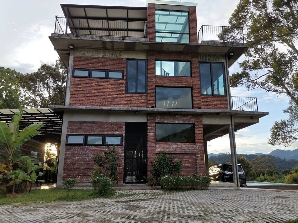 HIPSHUT Brickhouse Bukit Tinggi