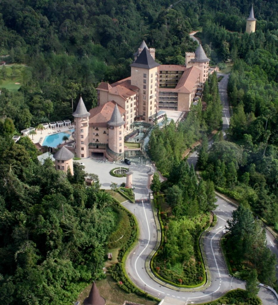 HIPSHUT The Chateau Spa & Organic Wellness