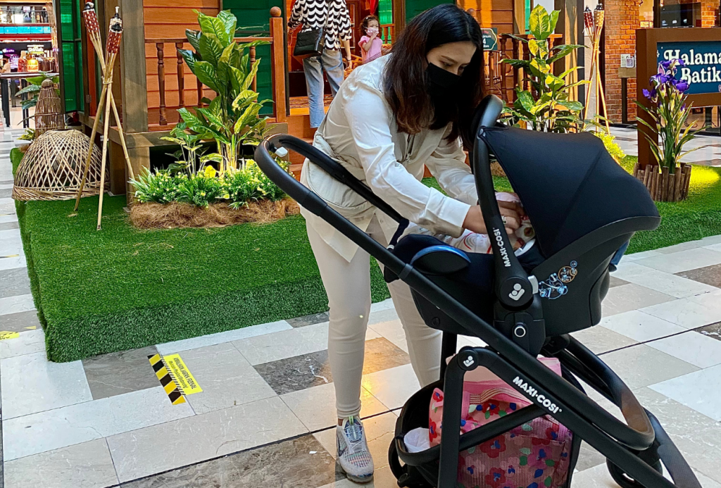 Me Feeling Chic And Comfy As A First-Time Mom Thanks To UNIQLO