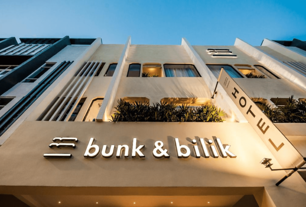 bunk and bilik sri petaling front hotel hipshut
