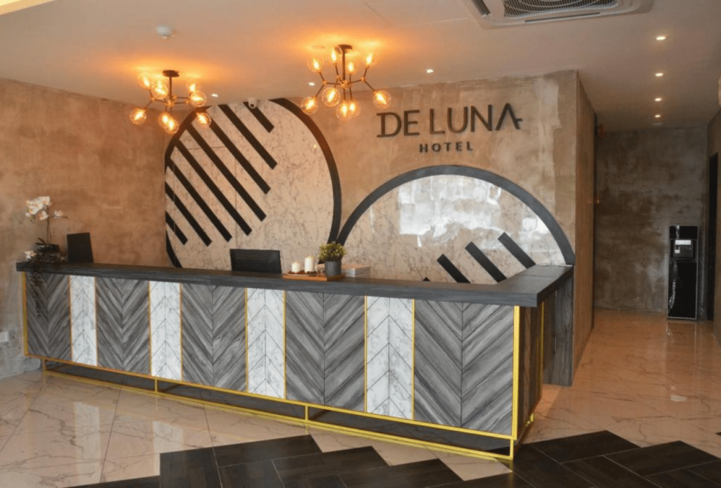 de luna sri petaling hotel near national stadium bukit jalil hipshut