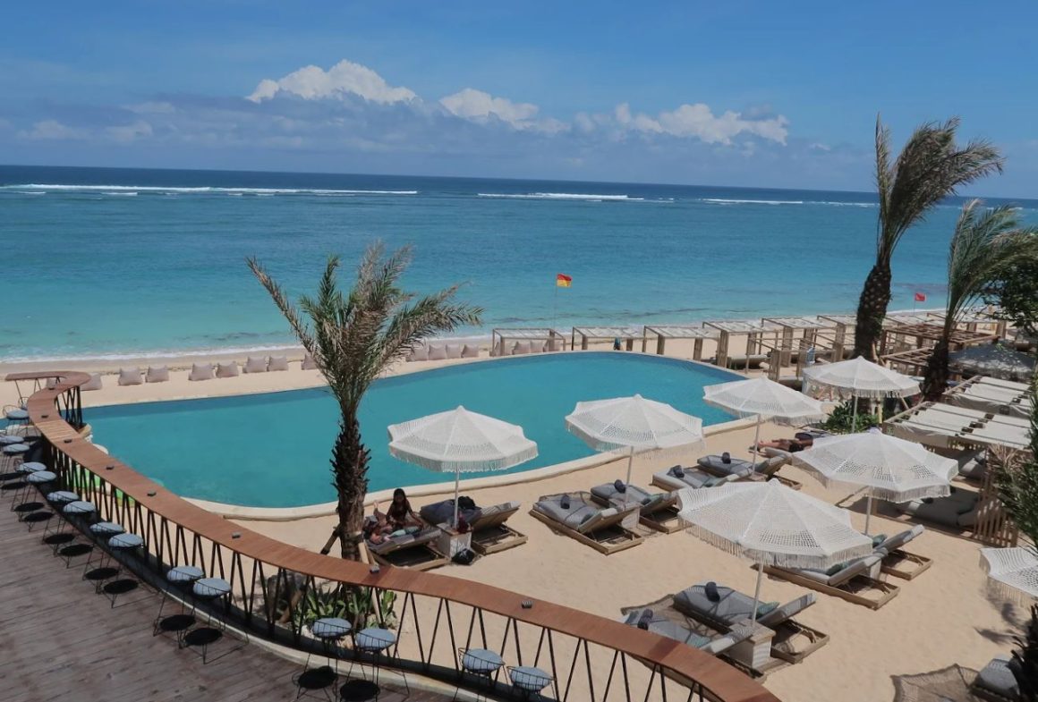 Trendy Beach Clubs in Bali