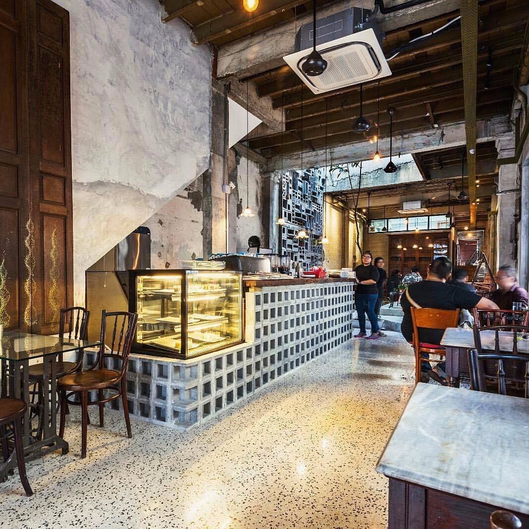 Leaf n Co Cafe interior